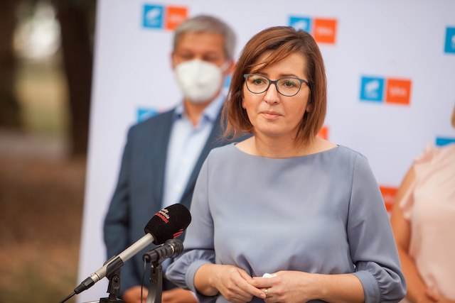 119456979_174429944167903_9013975458202216249_n ioana mihaila